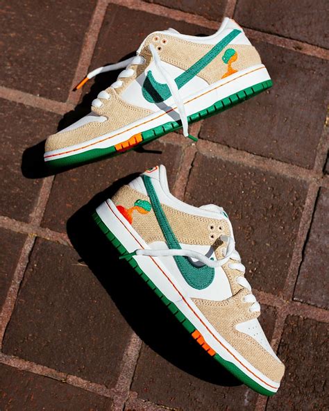 nike sb dunk low pro jarritos|Jarritos Nike skateboard.